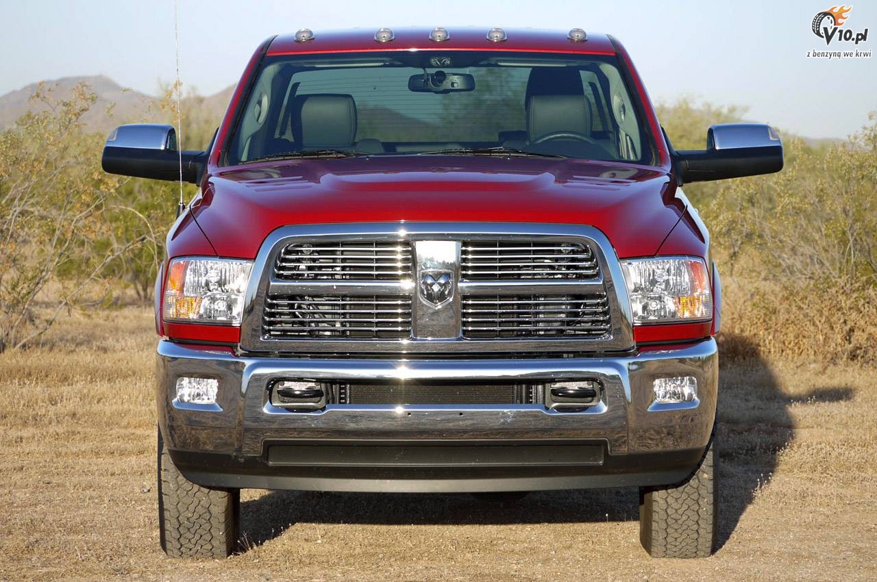 Ram 3500 HD Laramie Mega Cab model 2011