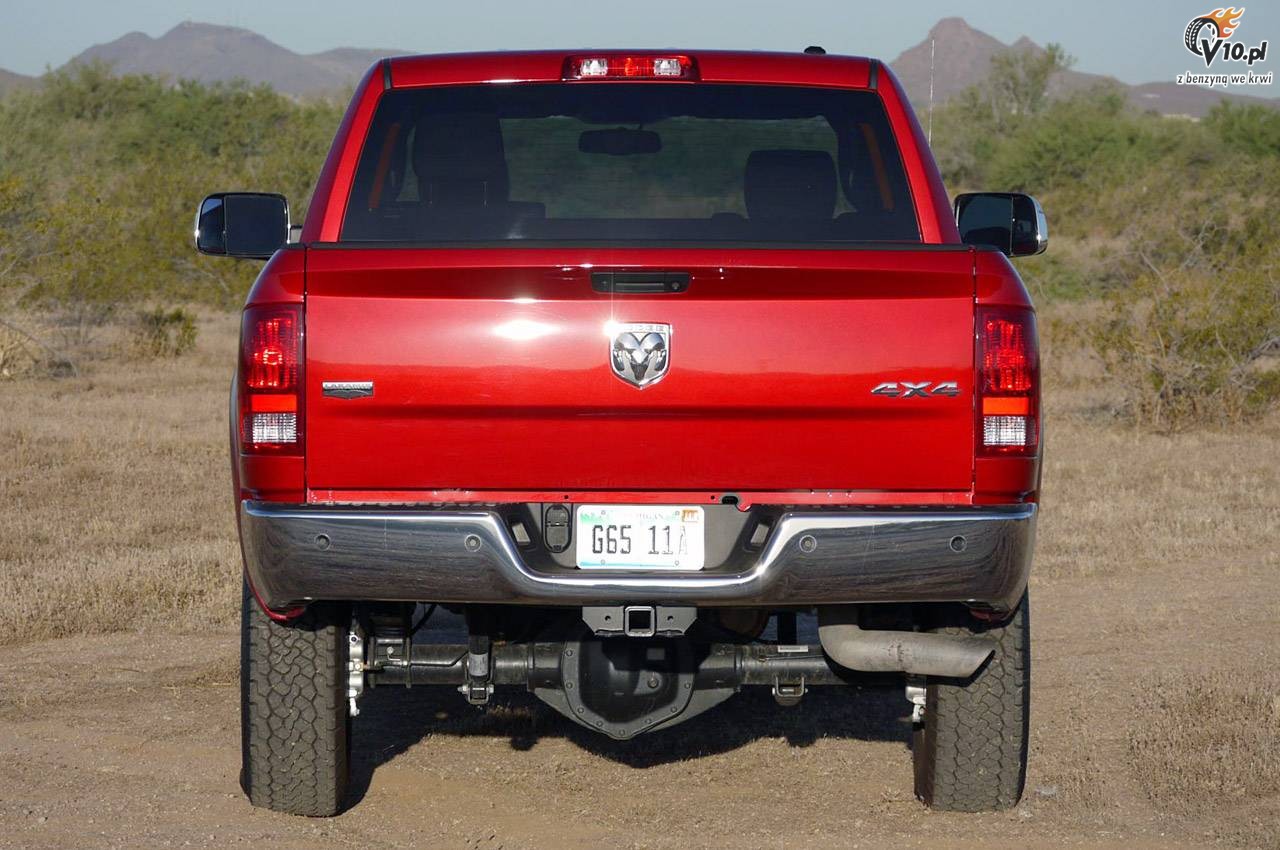 Ram 3500 HD Laramie Mega Cab model 2011