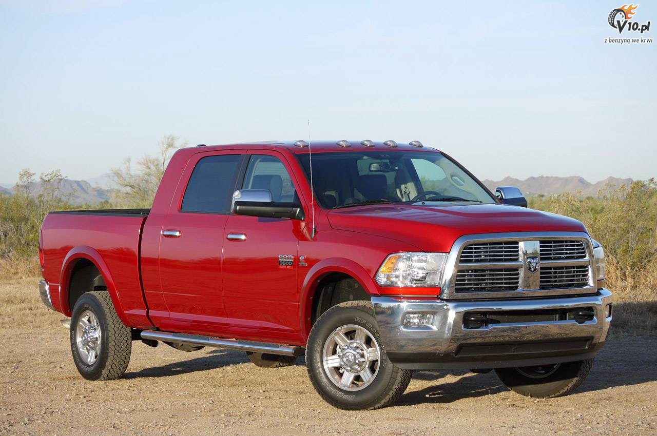 Ram 3500 HD Laramie Mega Cab model 2011