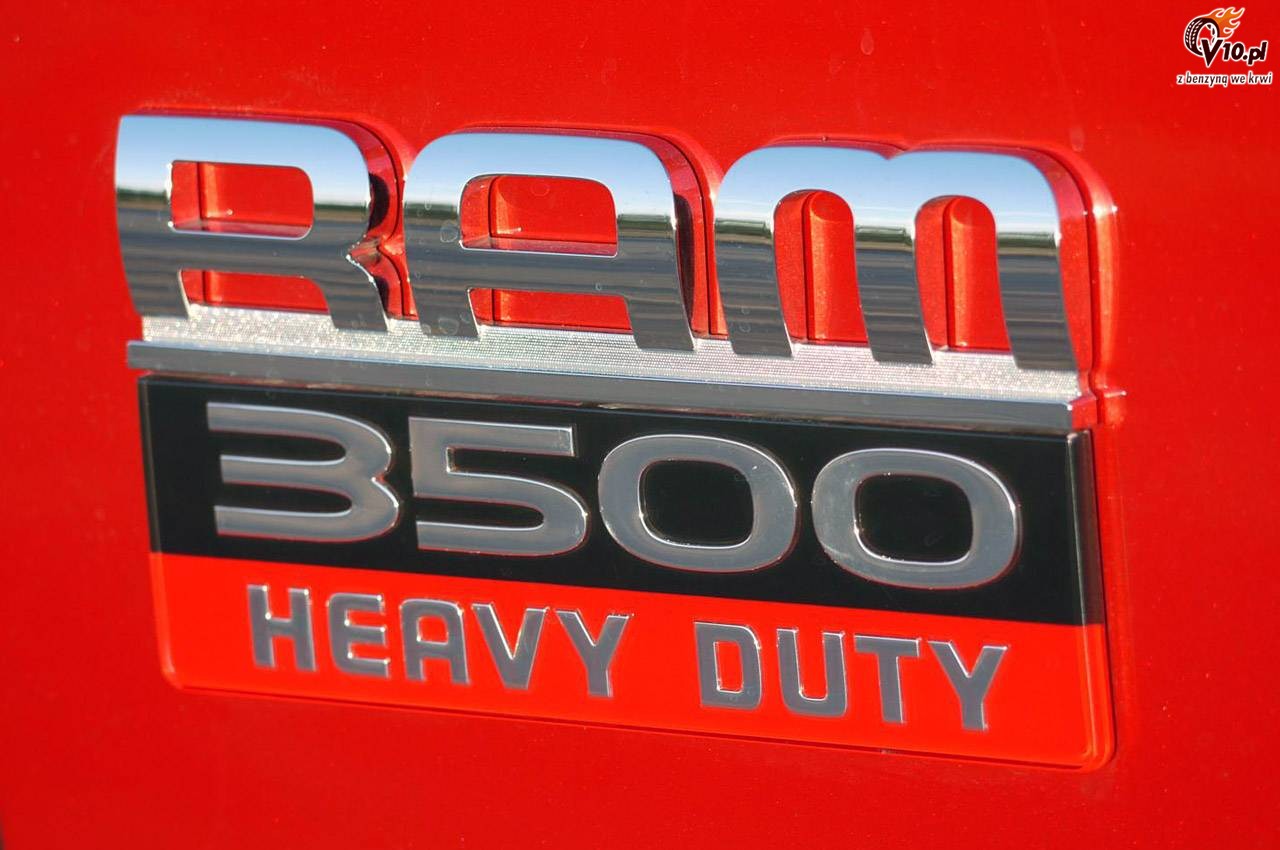 Ram 3500 HD Laramie Mega Cab model 2011