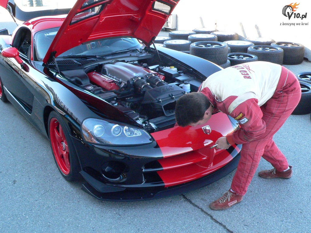 Dodge Viper ACR - rekord na torze Laguna Seca