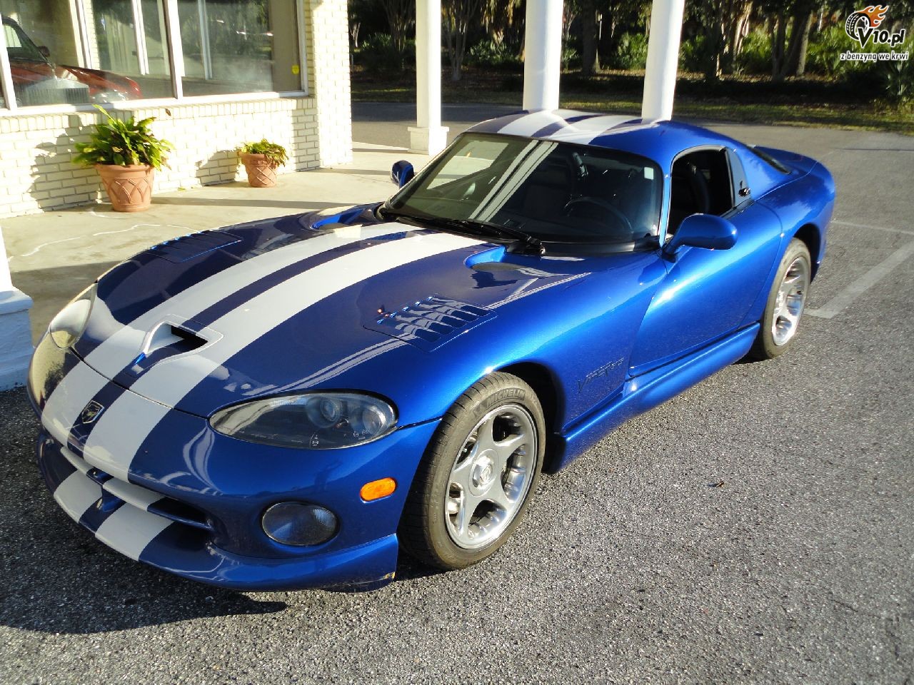 Chrysler viper gts blue #1