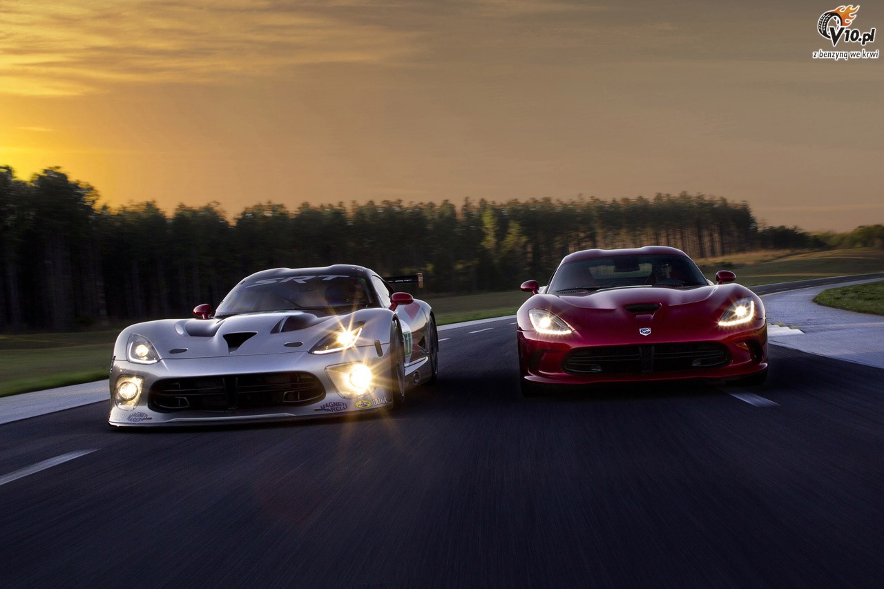SRT Viper GTS-R