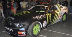 Vaughn Gittin Jr. w Mustangu