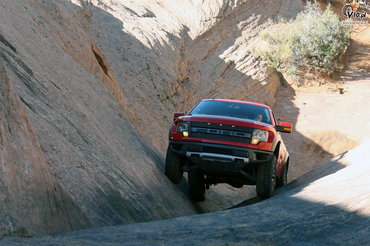 Ford SVT Raptor w terenie