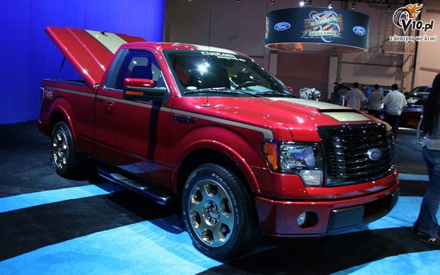 Ford F-150 FX2 Sport z 6.2 High Output