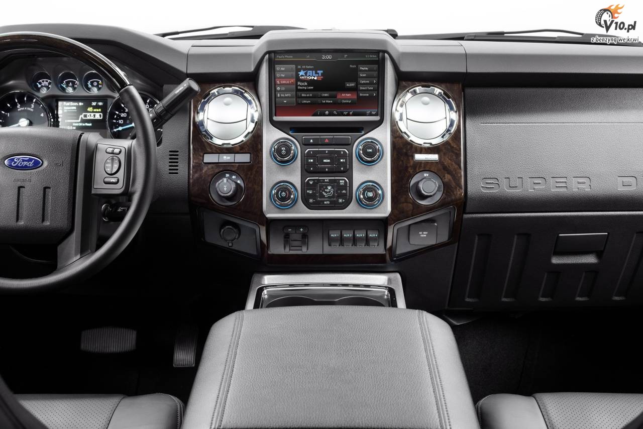 Ford F-Super Duty Platinium model 2013