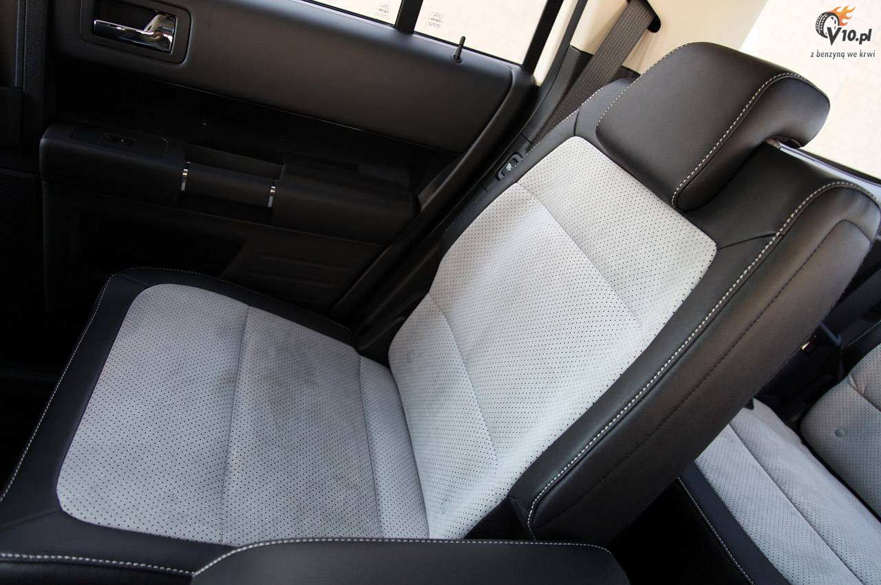 Ford Flex Titanium model 2011