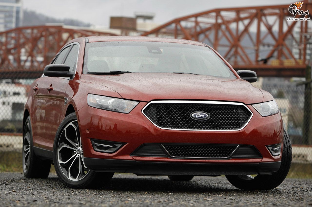 Ford Taurus SHO model na rok 2013