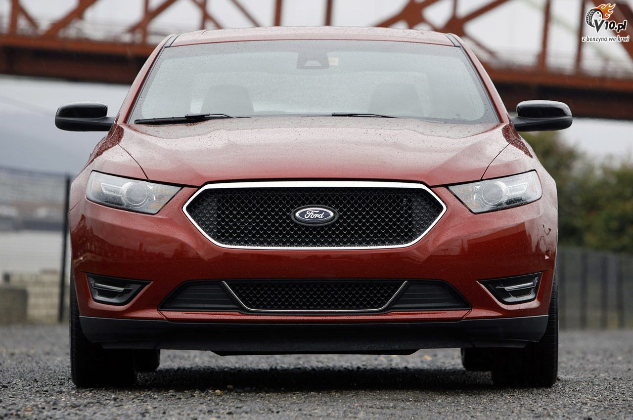 Ford Taurus SHO model na rok 2013