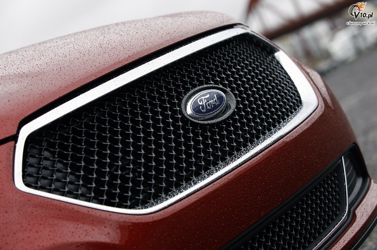 Ford Taurus SHO model na rok 2013