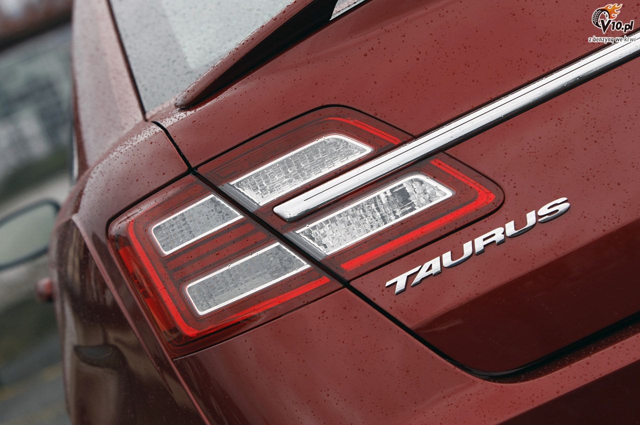 Ford Taurus SHO model na rok 2013