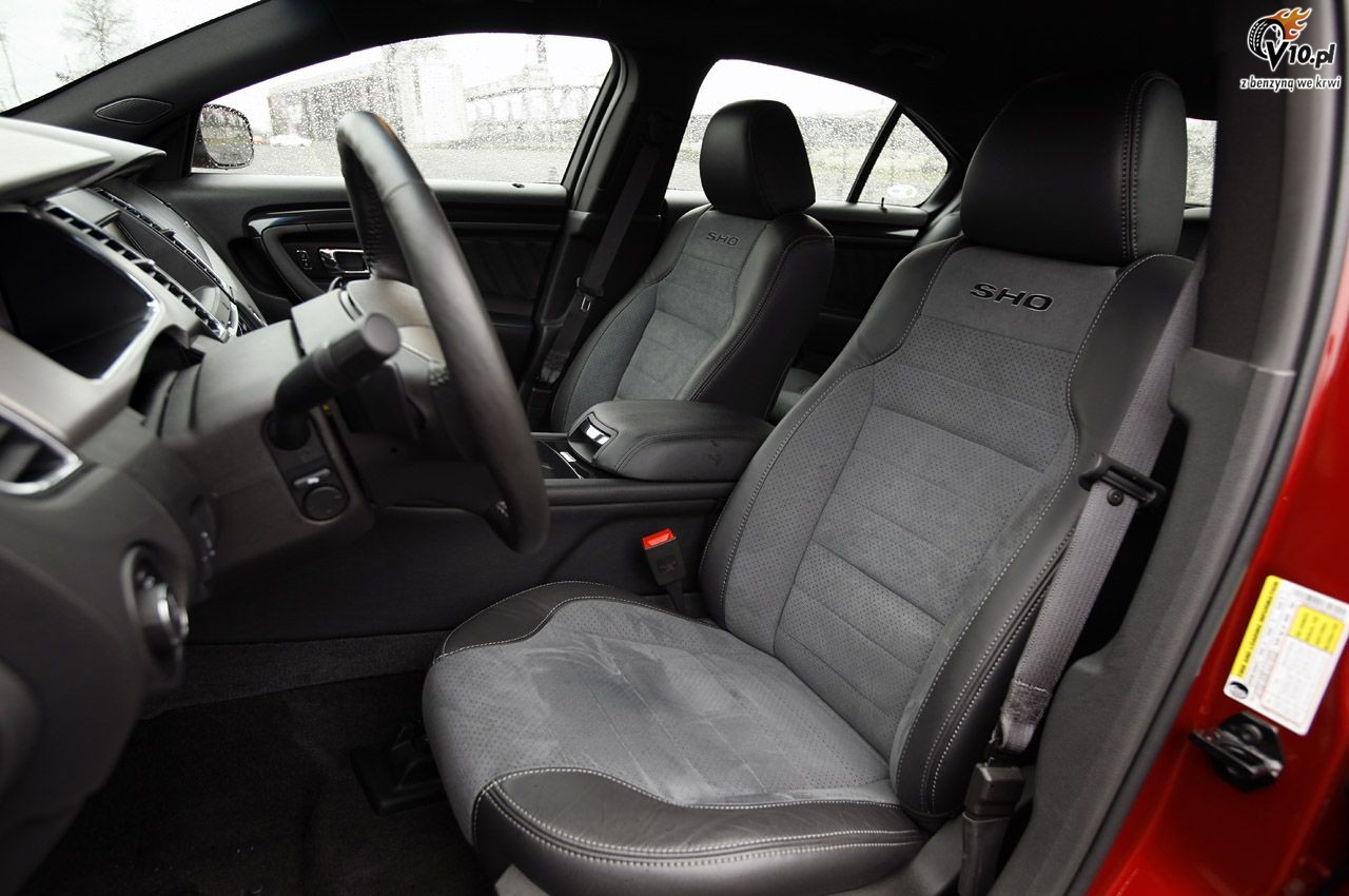 Ford Taurus SHO model na rok 2013