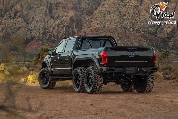 Ford Velociraptor 6x6