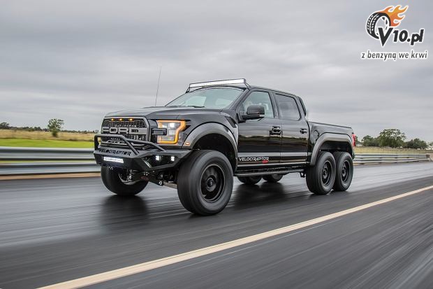 Ford Velociraptor 6x6