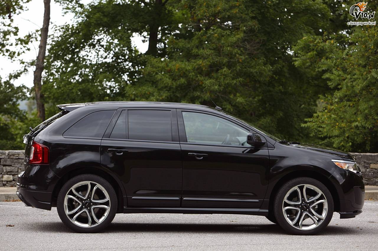Ford Edge Sport model 2011