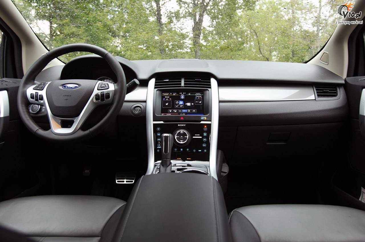 Ford Edge Sport model 2011