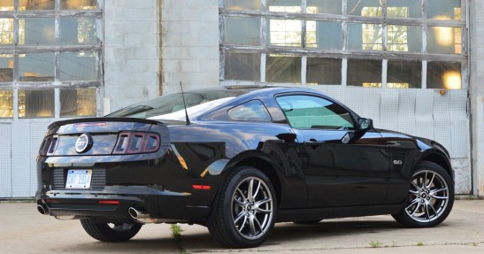 Ford Mustang GT model na rok 2014