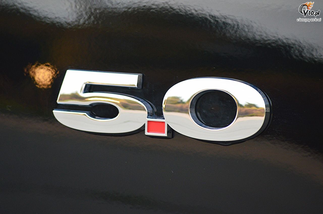 Ford Mustang GT model na rok 2014