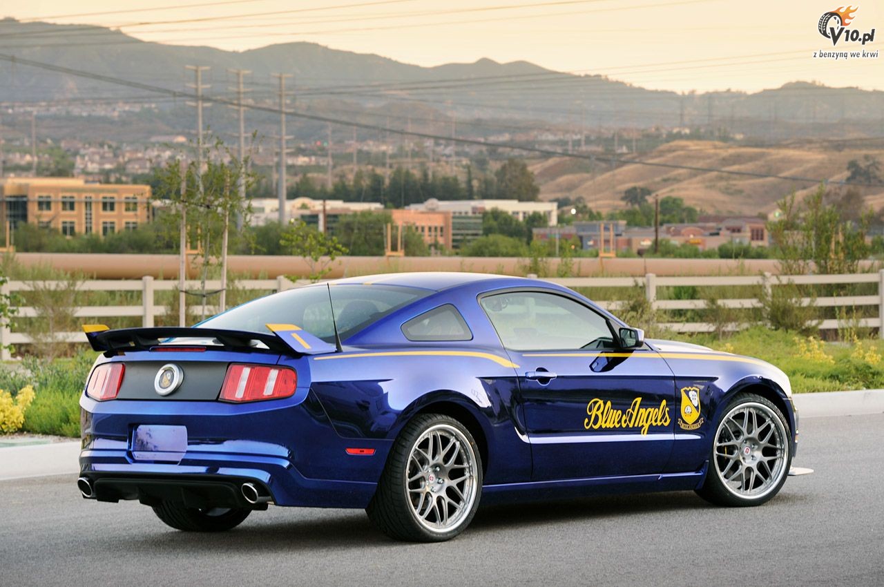 Ford Mustang Blue Angels - lotnicze inspiracje