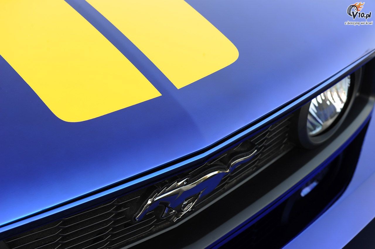 Ford Mustang Blue Angels - lotnicze inspiracje