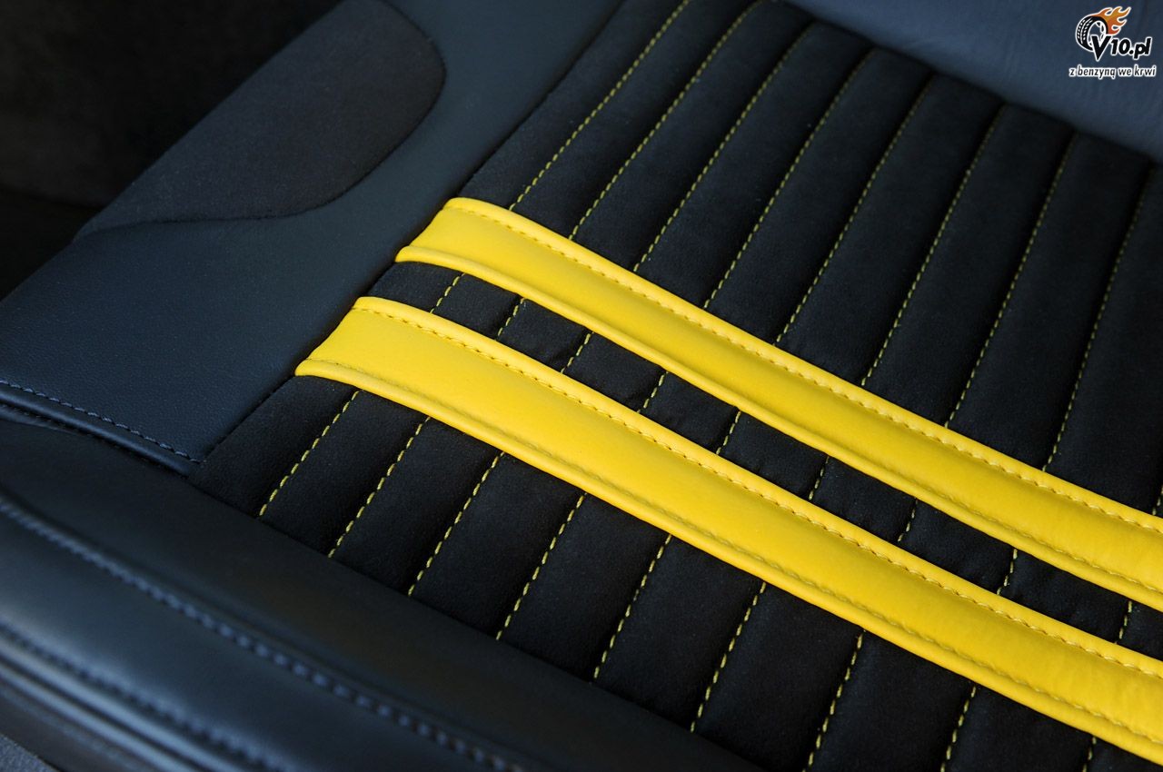 Ford Mustang Blue Angels - lotnicze inspiracje