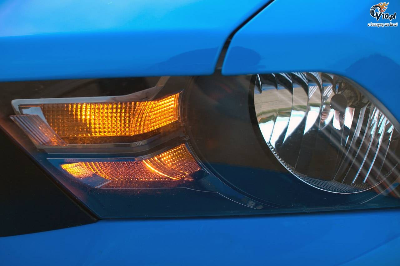 Ford Mustang GT kabriolet - model 2011