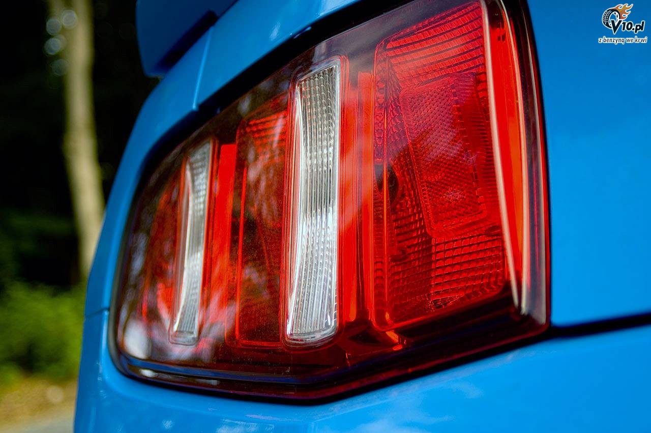 Ford Mustang GT kabriolet - model 2011