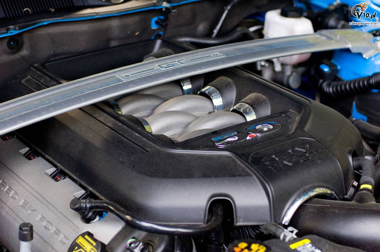 Ford Mustang GT kabriolet - model 2011