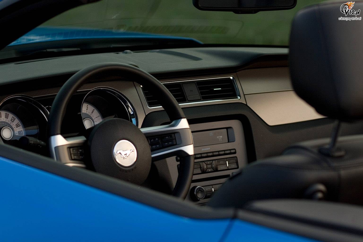 Ford Mustang GT kabriolet - model 2011