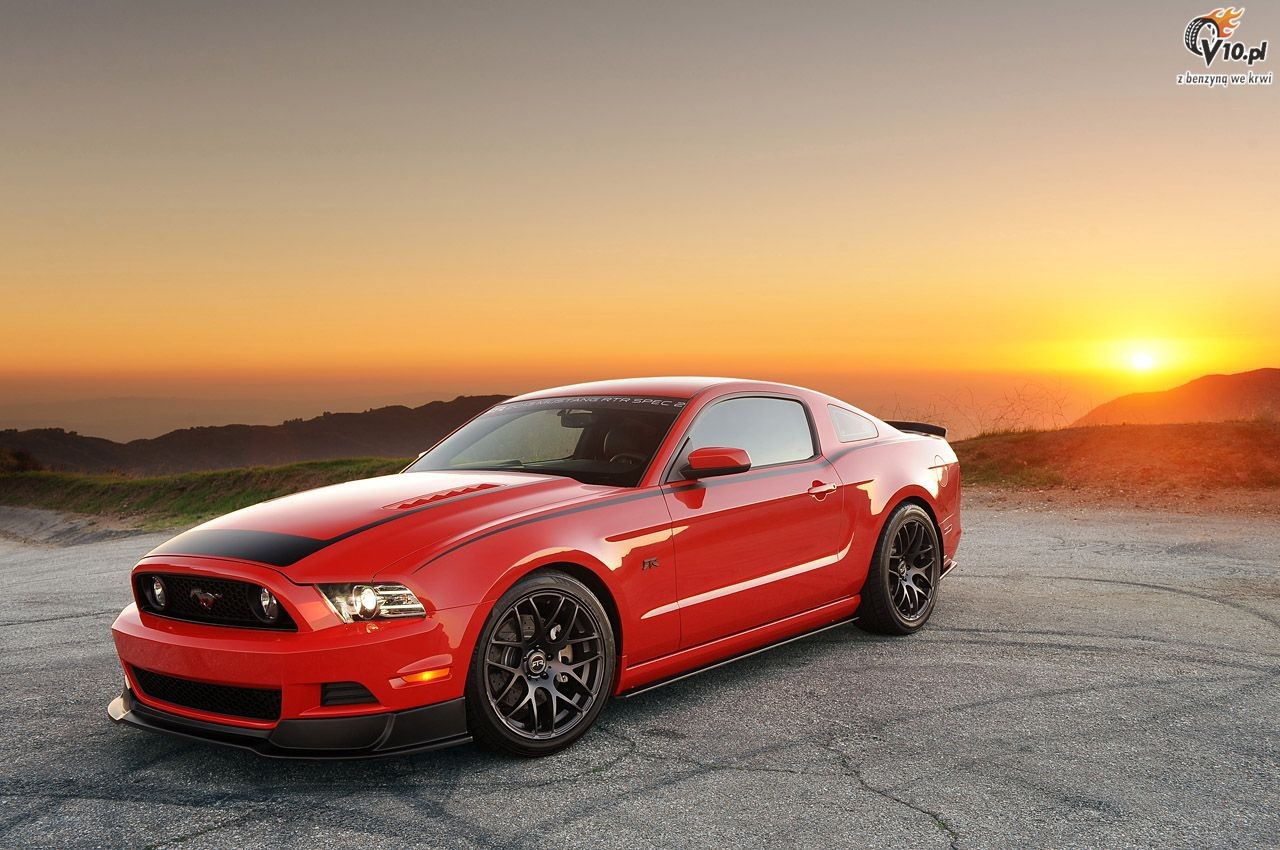 Ford Mustang RTR model na rok 2013