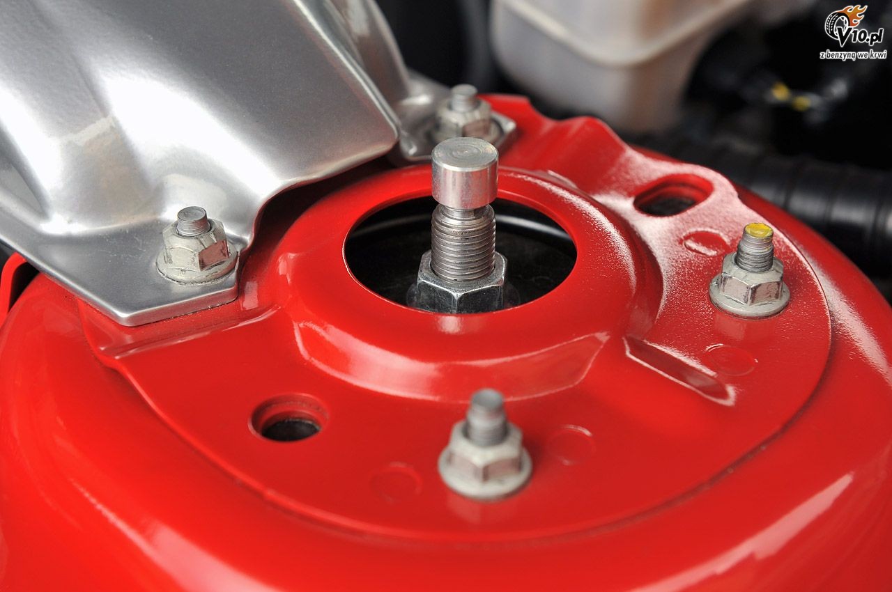 Ford Mustang RTR model na rok 2013