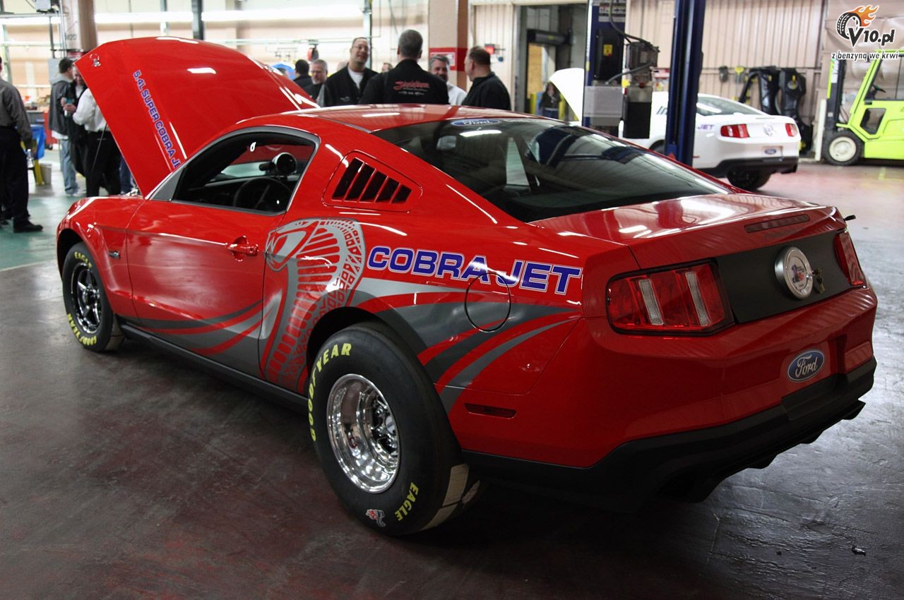 Ford Mustang Cobra Jet model na rok 2012