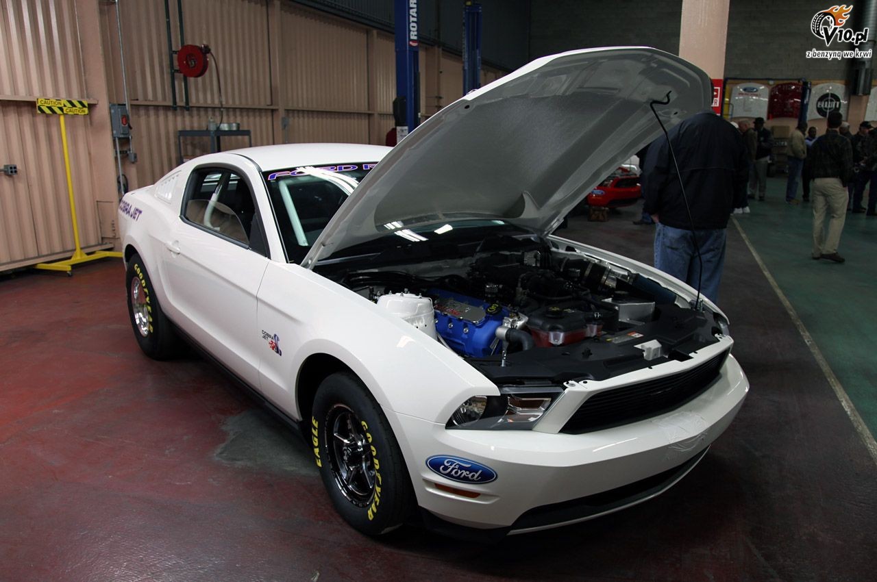 Ford Mustang Cobra Jet model na rok 2012