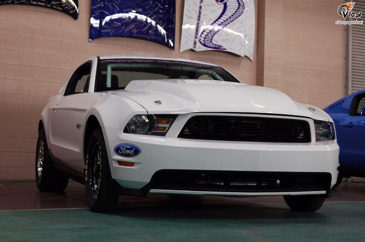 Ford Mustang Cobra Jet model na rok 2012