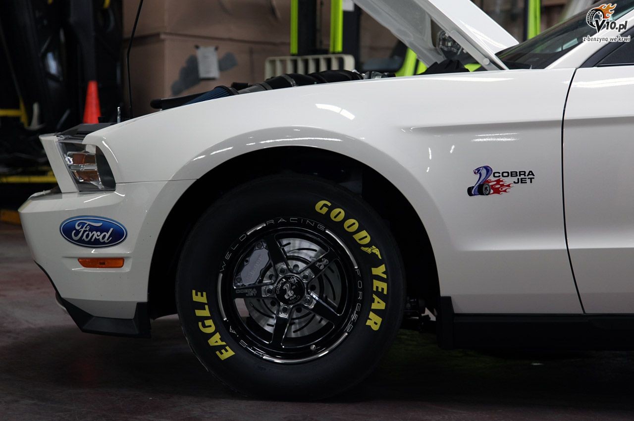 Ford Mustang Cobra Jet model na rok 2012