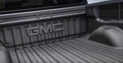 GMC Canyon Nightfall Edition