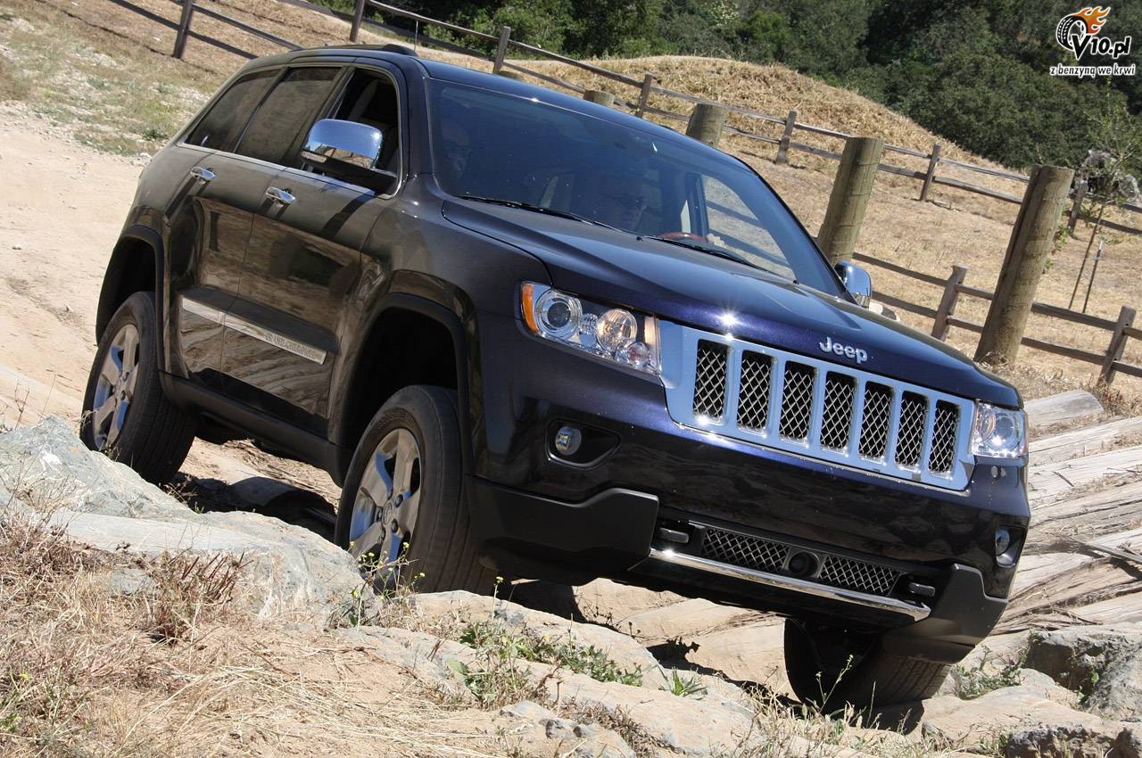 Jeep Grand Cherokee Overland model 2011