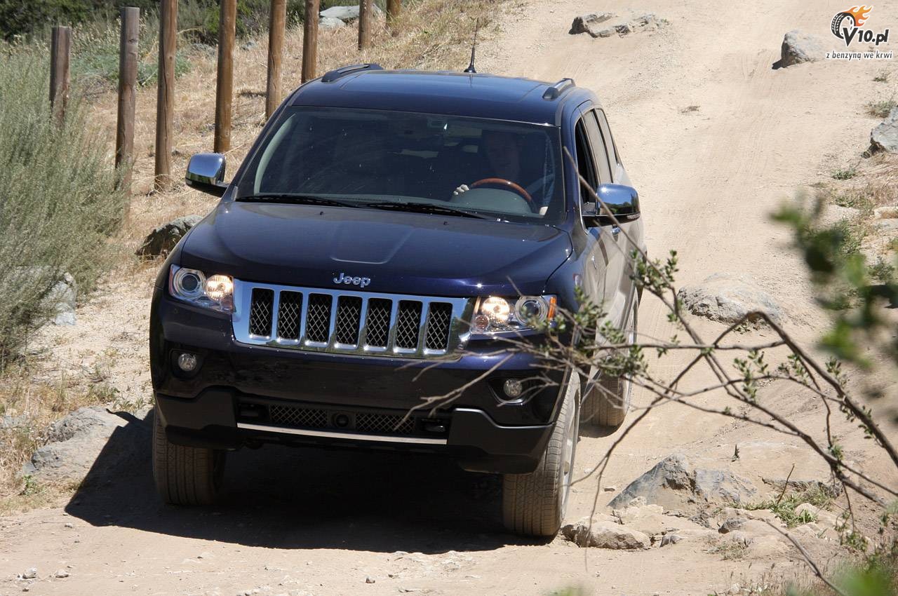 Jeep Grand Cherokee Overland model 2011