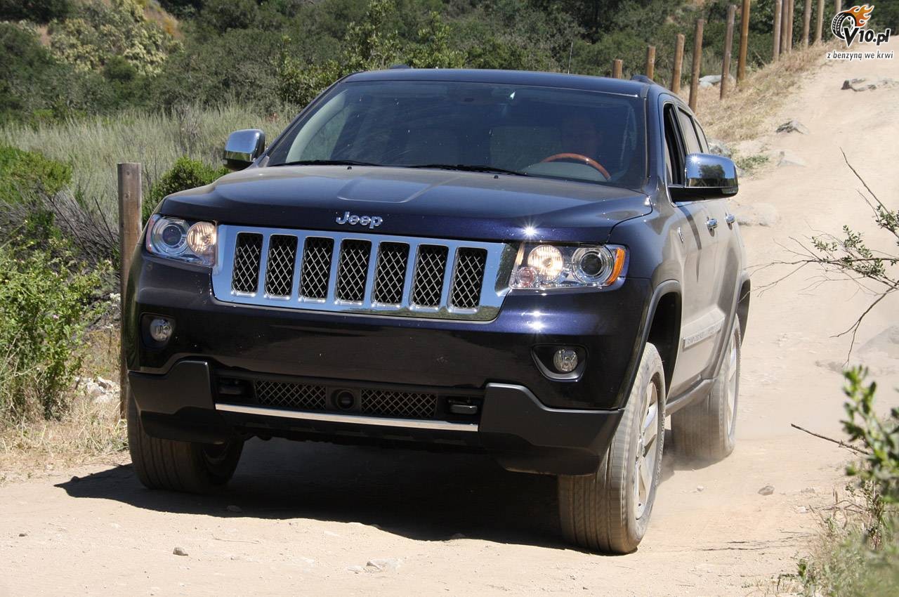 Jeep Grand Cherokee Overland model 2011