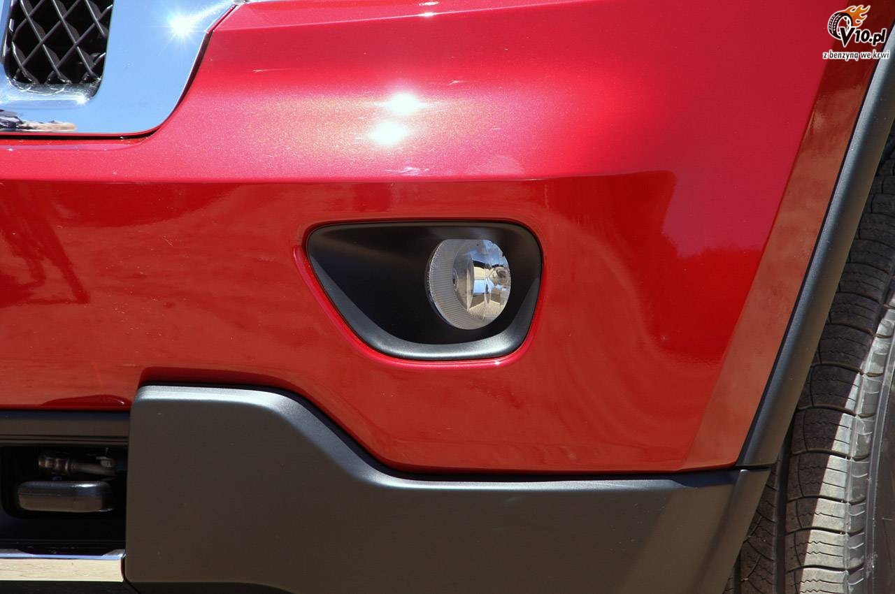 Jeep Grand Cherokee Overland model 2011