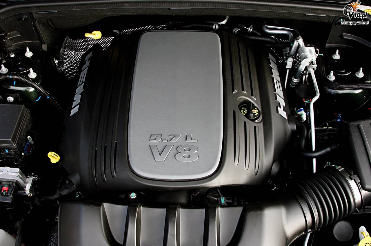 Jeep Grand Cherokee Overland model 2011