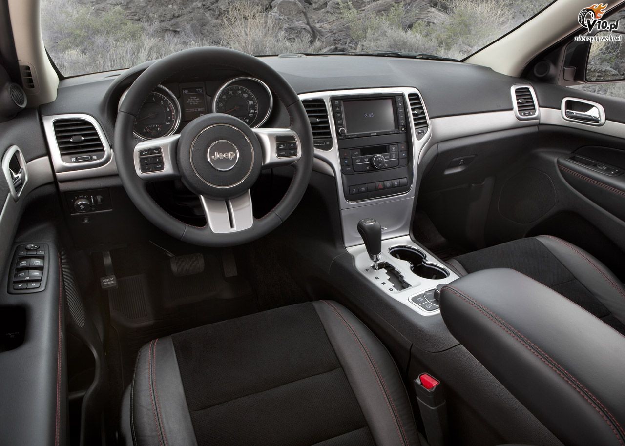 Jeep Grand Cherokee Trailhawk model 2013