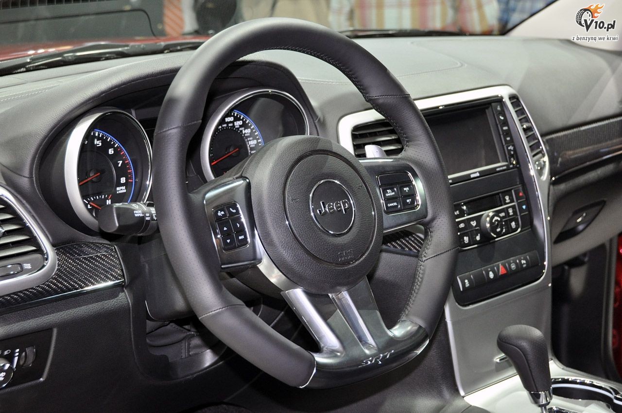 Jeep Grand Cherokee SRT8 model 2012