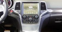 Jeep Grand Cherokee SRT8 model na rok 2014 Jeep Grand Cherokee SRT8 model na rok 2014