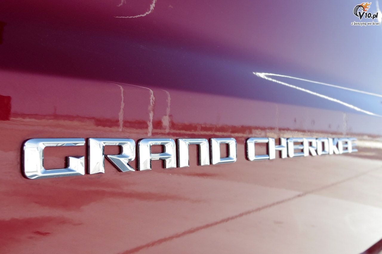 Jeep Grand Cherokee SRT8 model na rok 2014