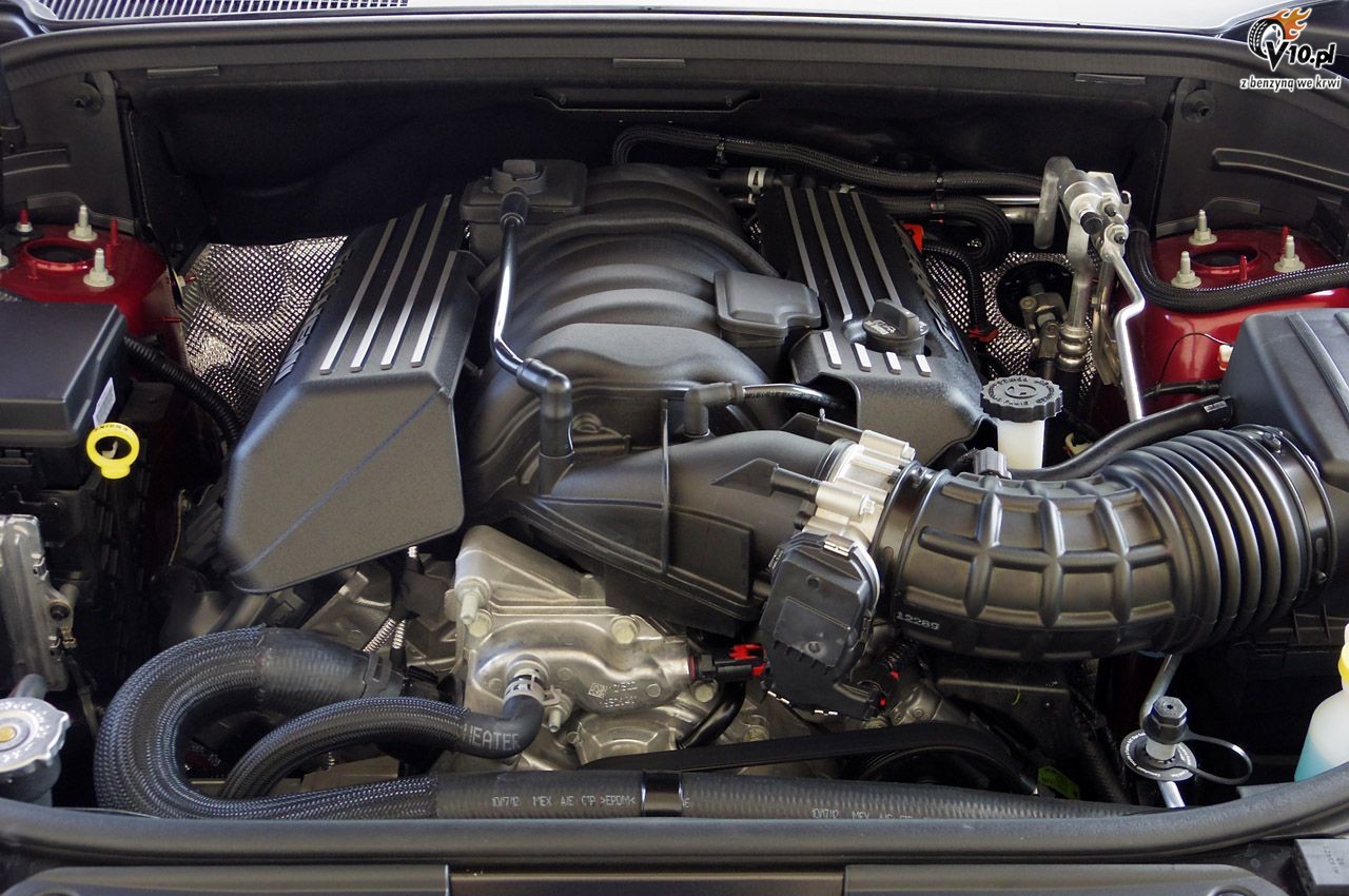 Jeep Grand Cherokee SRT8 model na rok 2014
