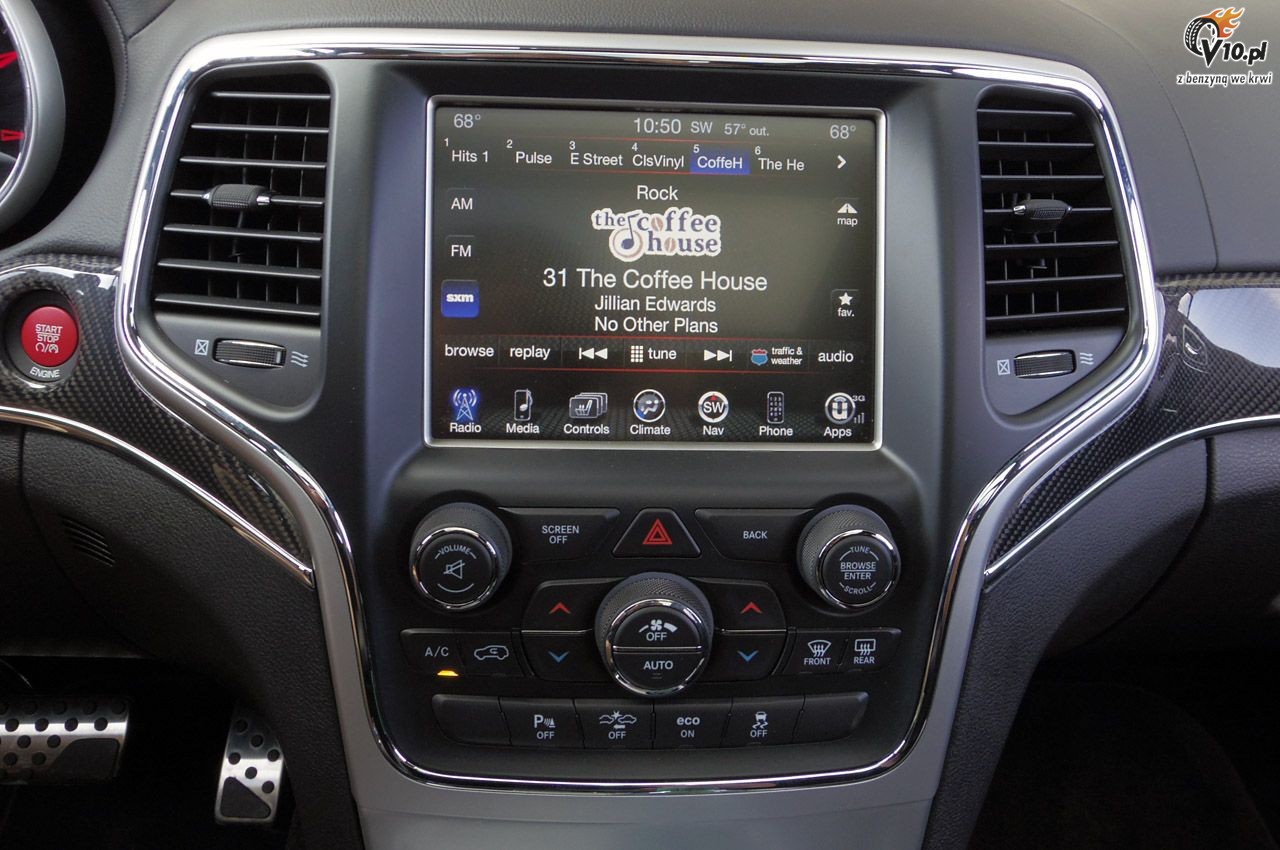 Jeep Grand Cherokee SRT8 model na rok 2014