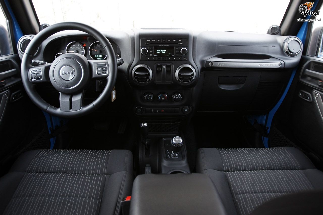 Jeep Wrangler Sport model 2012