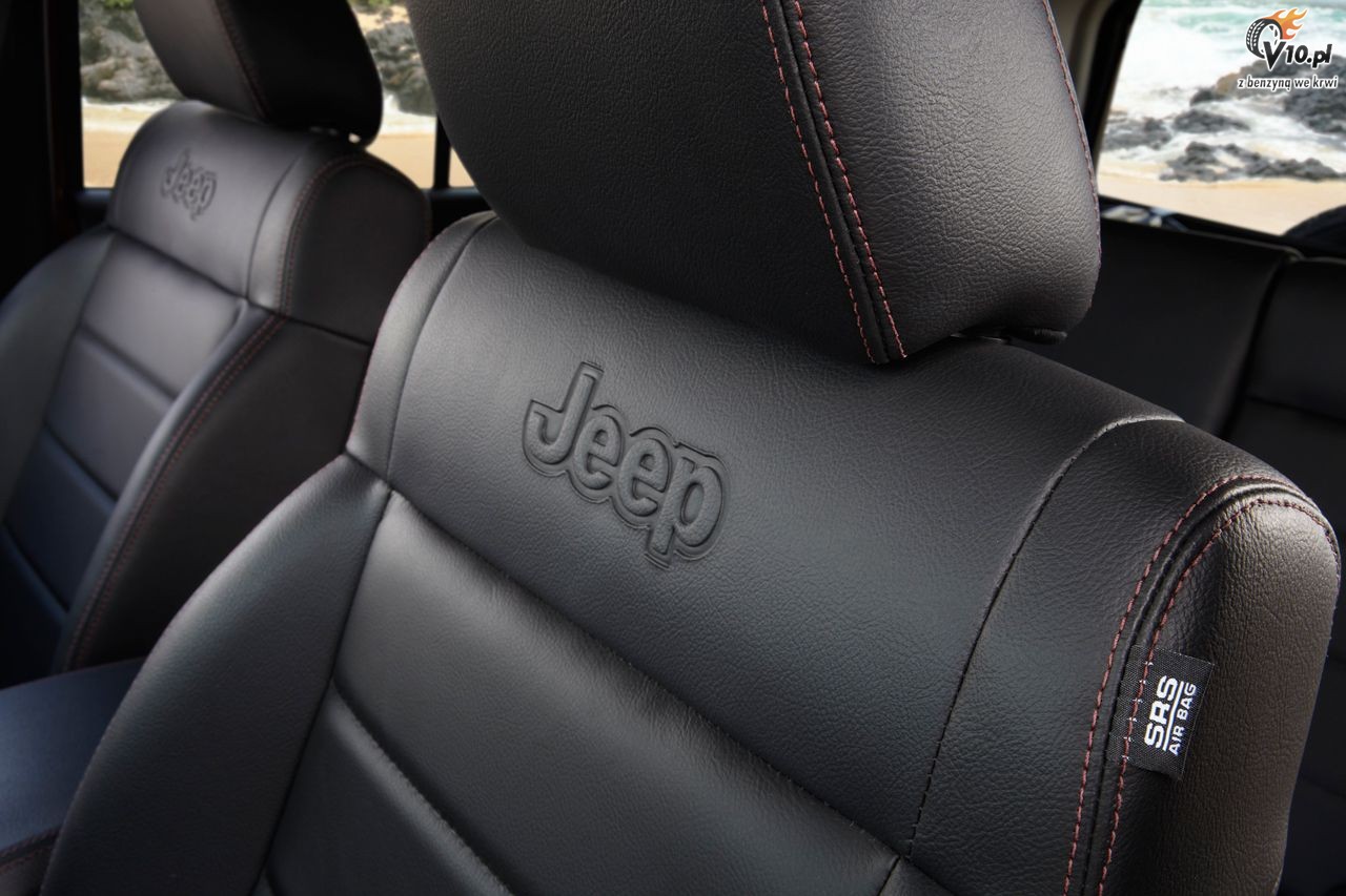 Jeep Wrangler Unlimited Altitude